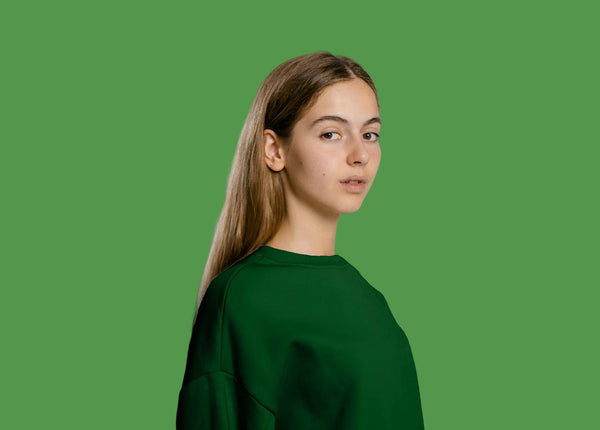 Heavyweight Sweatshirt – Ultimate Comfort & Modern Edge Bottle Green